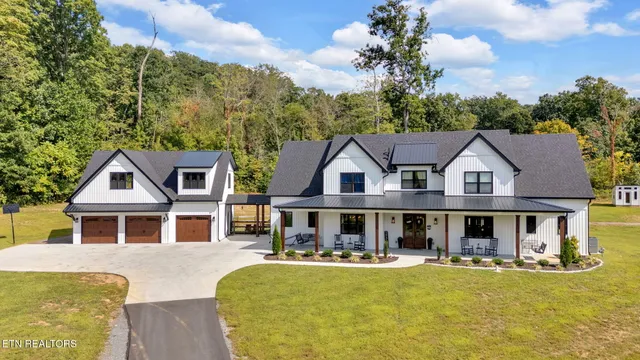 $1,550,000 | 1426 Greenwell Drive, Knoxville, TN 37938