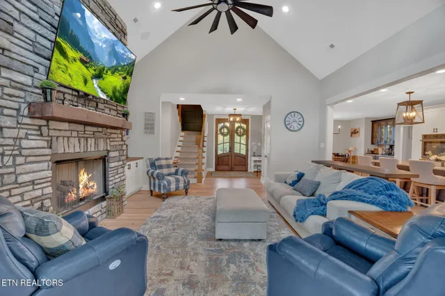 $1,550,000 | 1426 Greenwell Drive, Knoxville, TN 37938