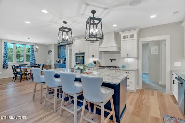 $1,550,000 | 1426 Greenwell Drive, Knoxville, TN 37938