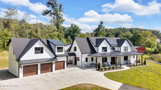 $1,550,000 | 1426 Greenwell Drive, Knoxville, TN 37938