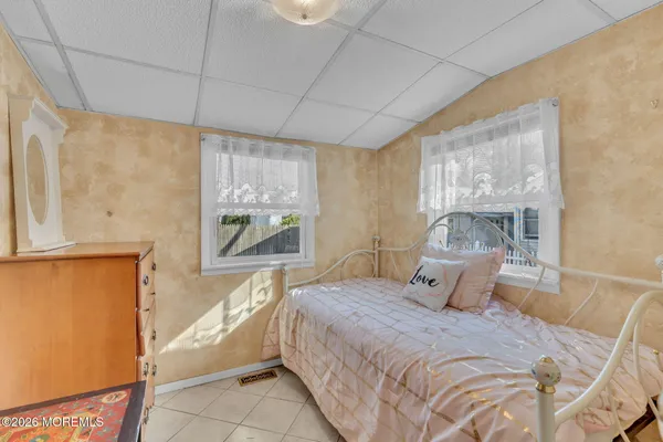 $290,000 | 488 Mohawk Drive, Brick, NJ 08723