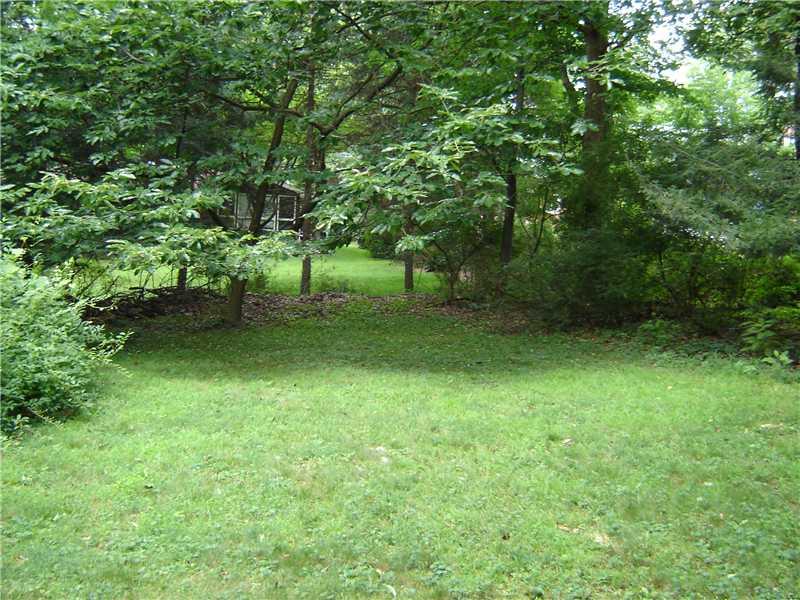 2817 McCully Road Allison Park, PA 15101 - Photo 4 of 23 Yard/Garden. This yard is table top flat and is bordered with mature shrubs and trees which offer much privacy from the neighbors. There is a fenced in vegetable or flower garden.