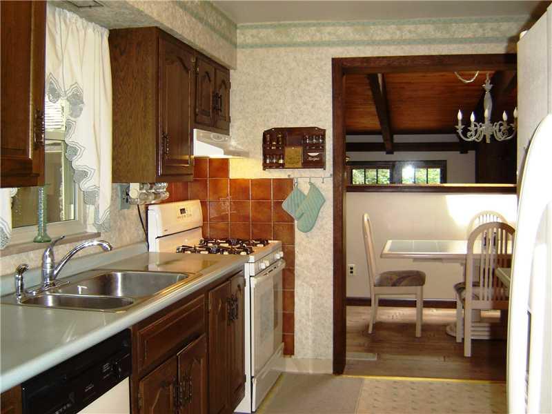 2817 McCully Road Allison Park, PA 15101 - Photo 8 of 23 Kitchen.