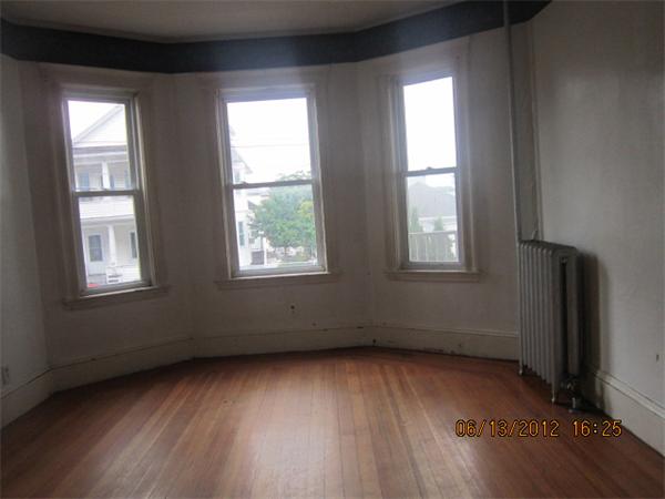 1749 North Shore Road Revere, MA 02151 - Photo 4 of 9 Gallery Image 4