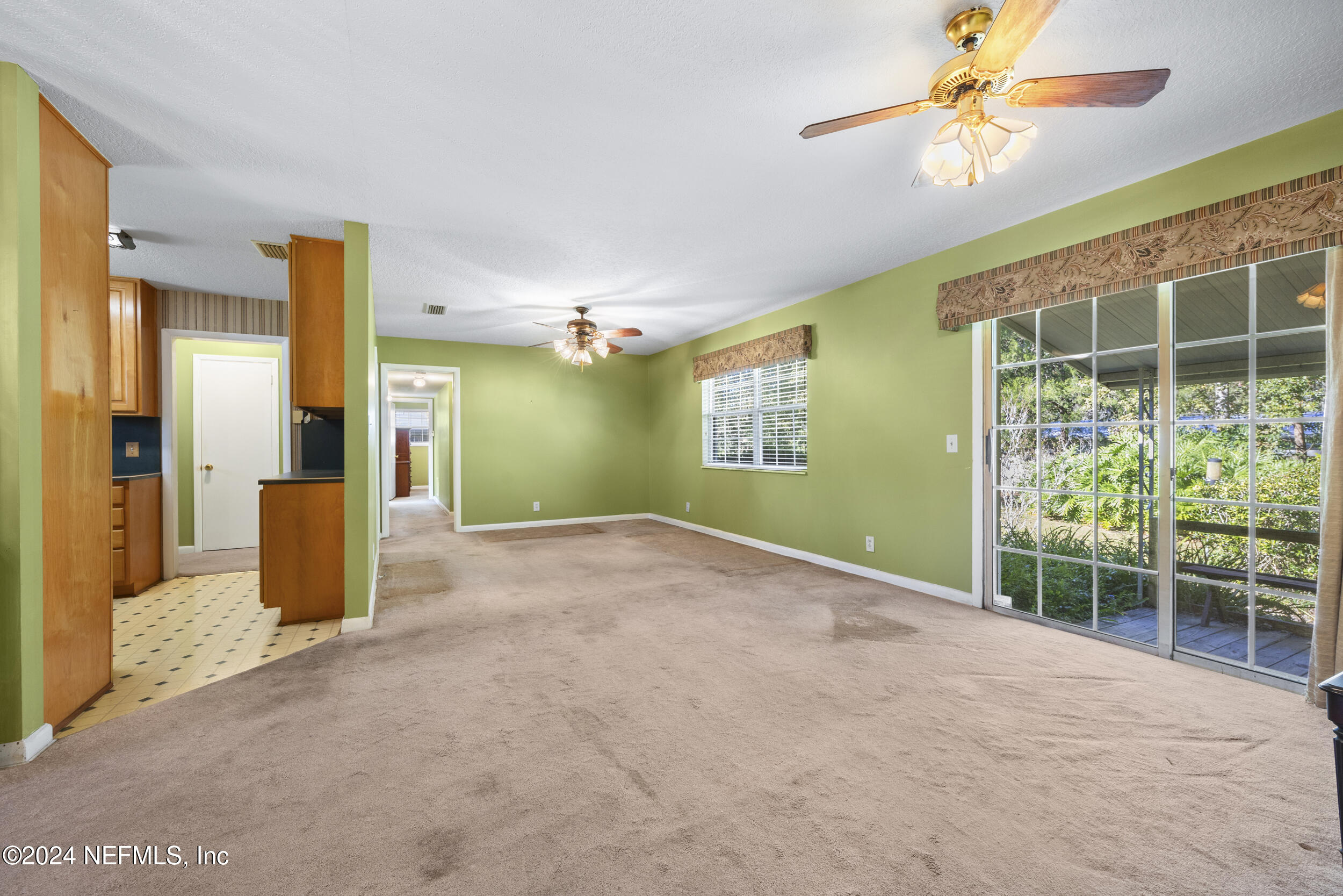 7729 Cayman Road Jacksonville, FL 32216 - Photo 12 of 25 _therealestateographers_024