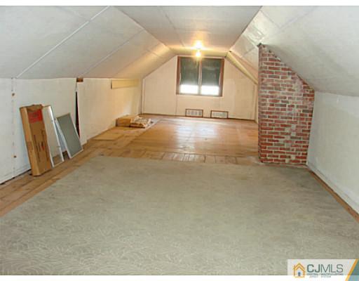 422 Ridge Road Dayton, NJ 08810 - Photo 15 of 24 a view of a livingroom with furniture