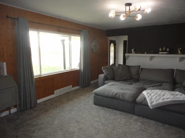 $239,900 | 4219 West 110th Avenue, Allegan, MI 49010