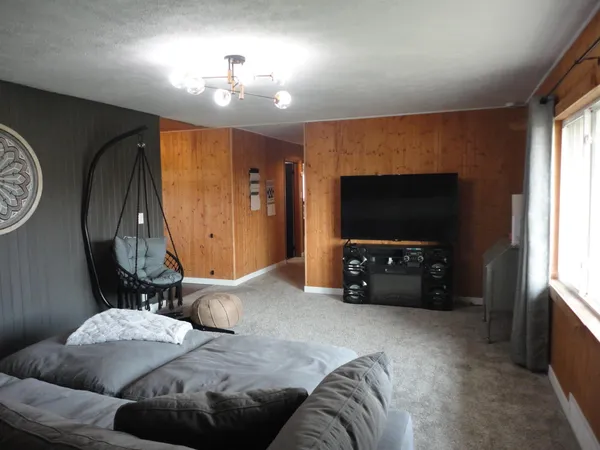 $239,900 | 4219 West 110th Avenue, Allegan, MI 49010