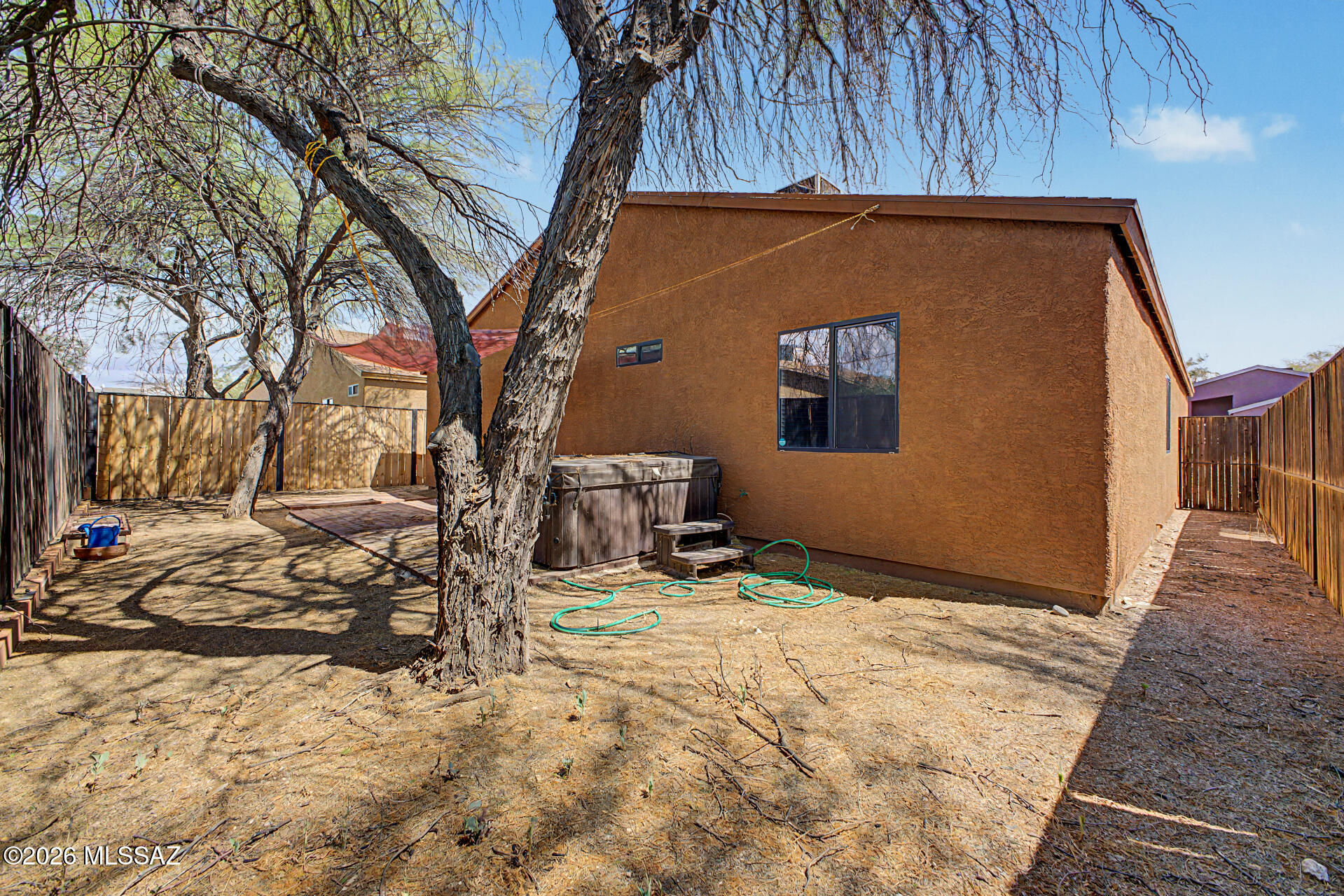 409 East Geronimo Bluff Loop Tucson, AZ 85705 - Photo 35 of 37