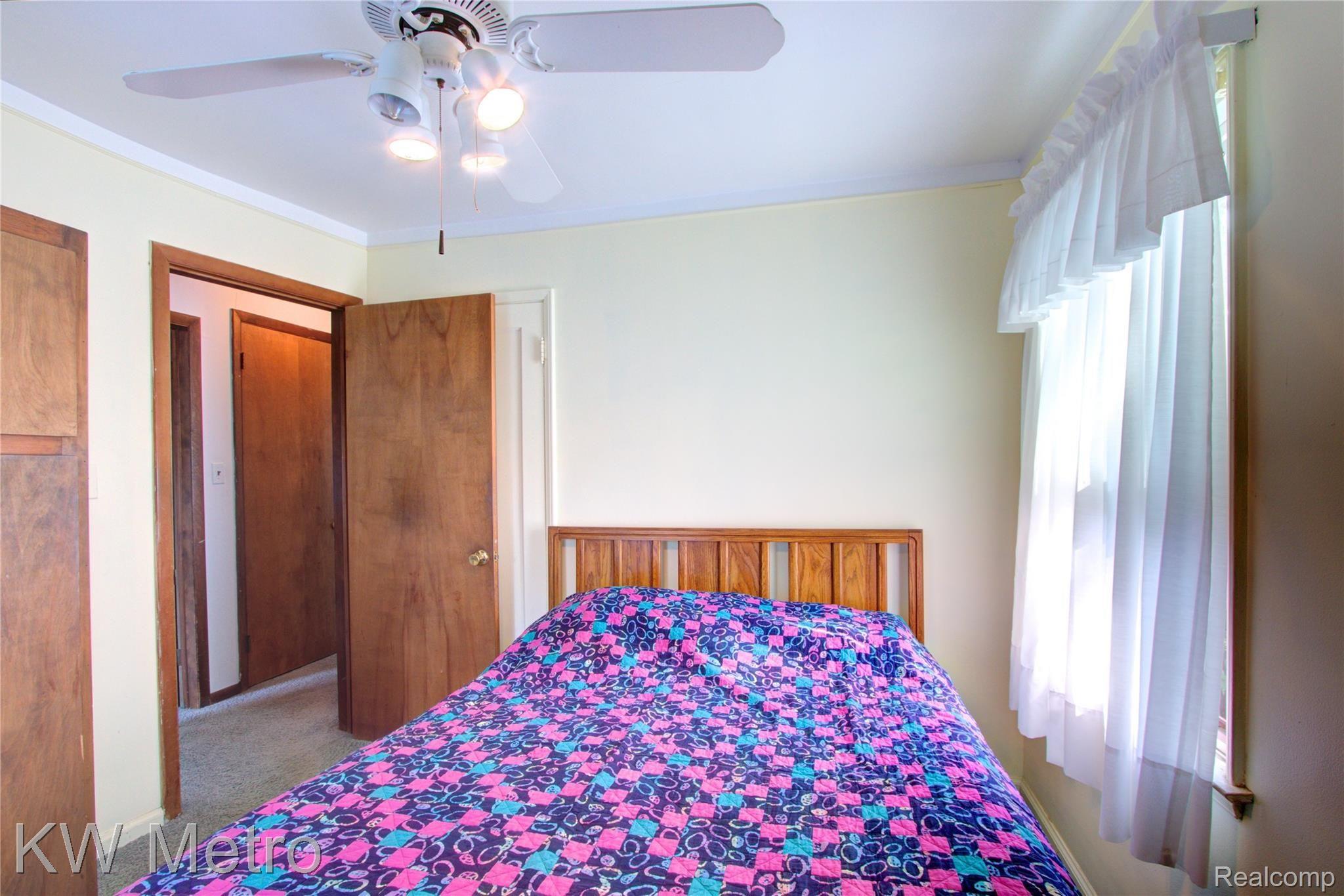 1659 Columbia Road Berkley, MI 48072 - Photo 14 of 33 1659 Columbia Rd. 14
