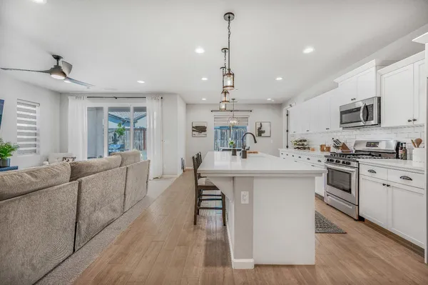 $479,000 | 619 Wood Crest Avenue, Madera, CA 93636