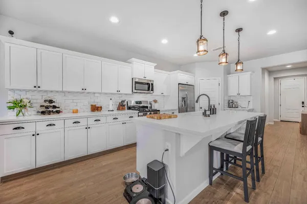 $479,000 | 619 Wood Crest Avenue, Madera, CA 93636