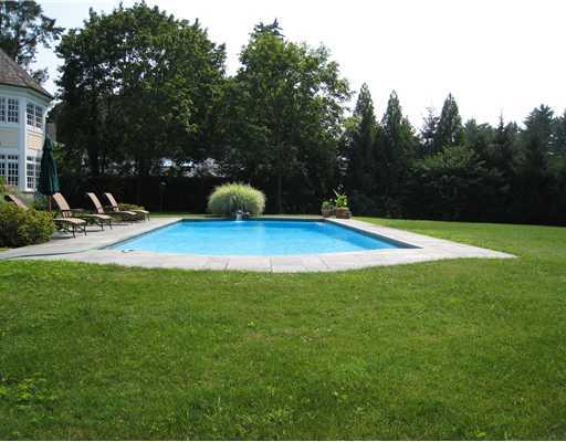 154 Stanwich Road Greenwich, CT 06830 - Photo 9 of 13 a view of a outdoor space