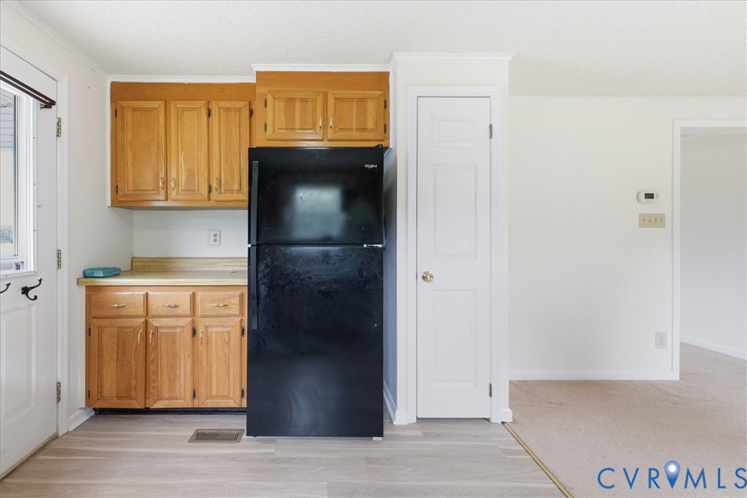 494 Spratley Mill Road Dendron, VA 23839 - Photo 13 of 37 Gallery Image 13