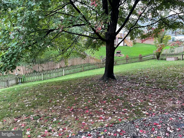 $3,300 | 2807 White Birch Court, Woodbridge, VA 22192