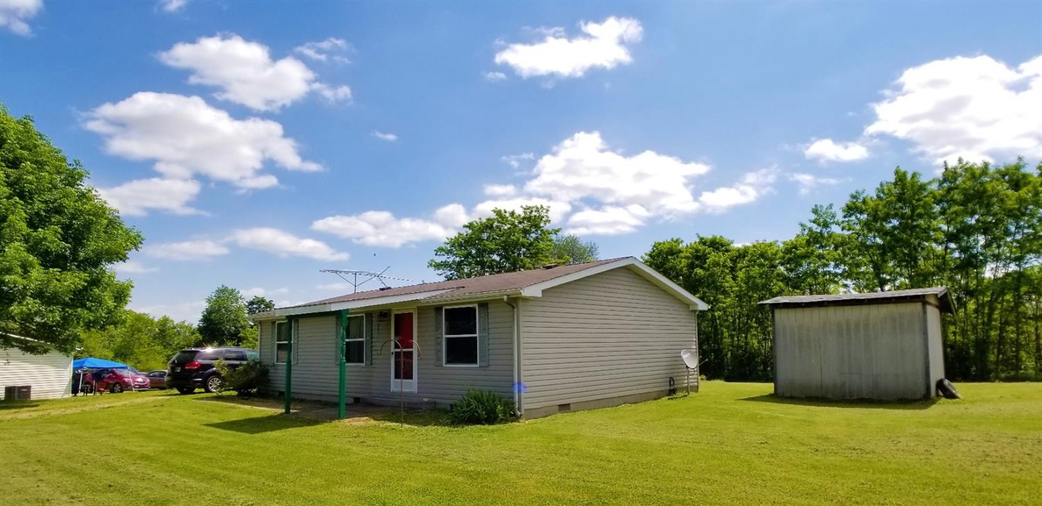 9052 Florence Hill Road Florence, IN 47020 - Photo 2 of 18 Gallery Image 2