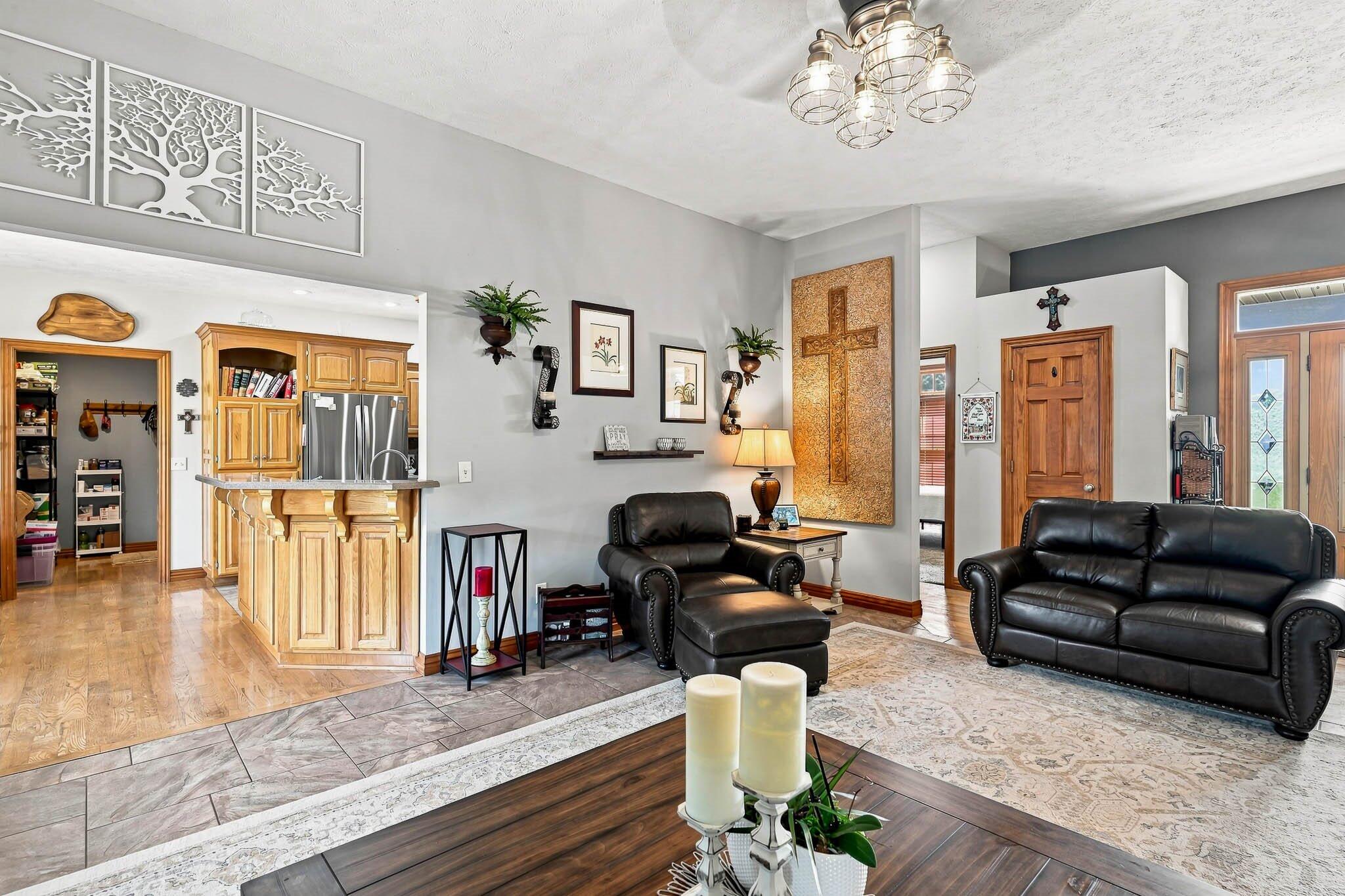307 Evan Road Billings, MO 65610 - Photo 8 of 60 09-Evan_Rd_005