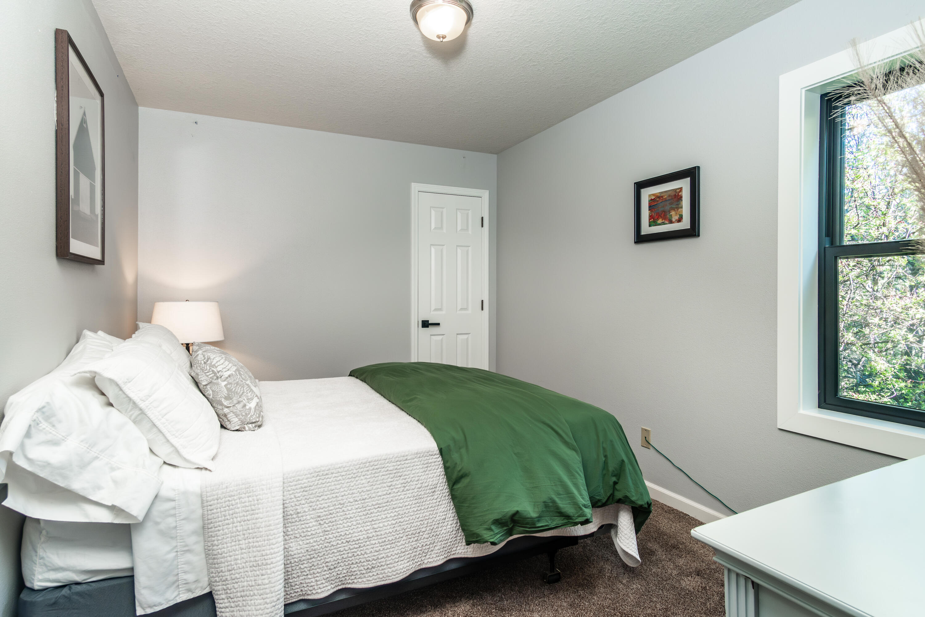 62625 Erickson Road Bend, OR 97701 - Photo 53 of 84 62625 Erikson, Bend-102