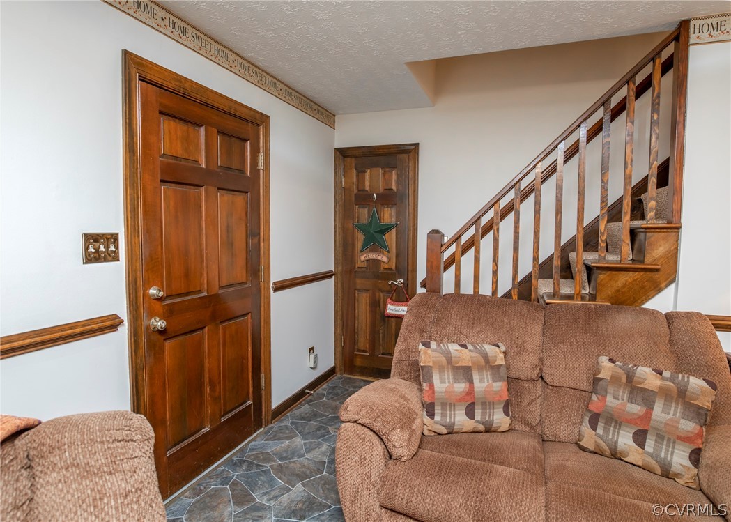 6390 Blenheim Road Powhatan, VA 23139 - Photo 14 of 50 Gallery Image 14