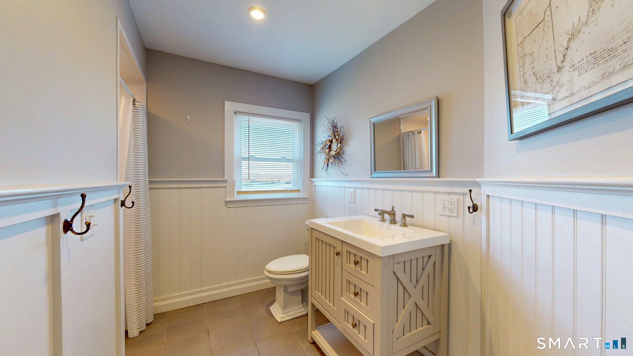 174 River Road Stonington, CT 06379 - Photo 31 of 40 Second Floor Bathroom