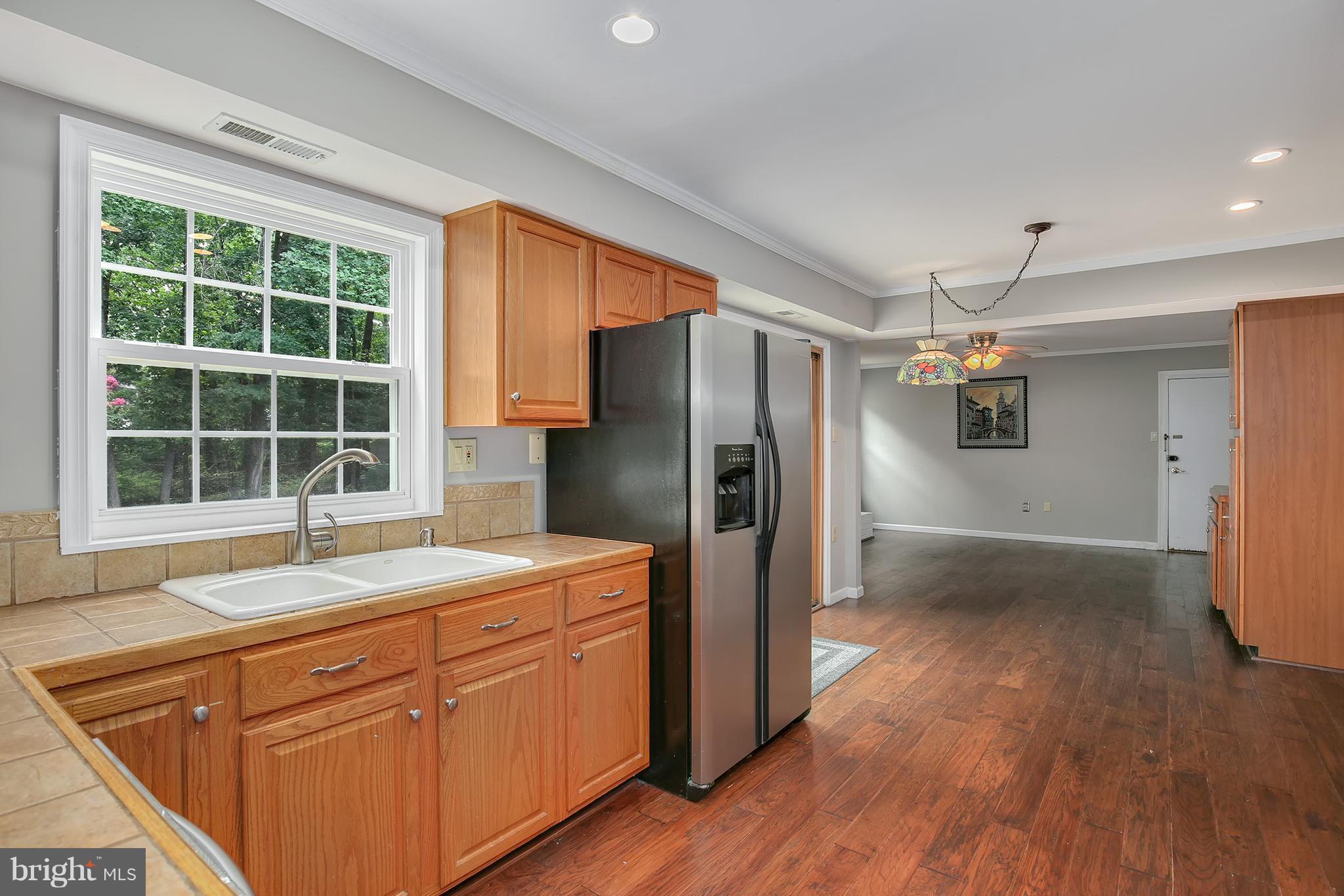 12411 Eastgate Lane Laurel, MD 20708 - Photo 14 of 30 Kitchen