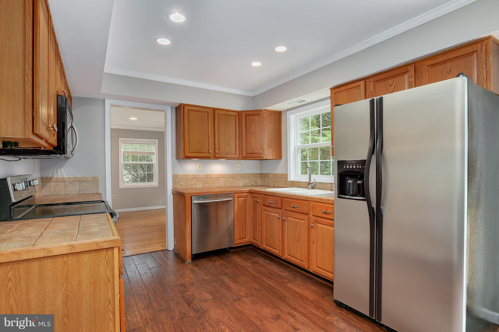12411 Eastgate Lane Laurel, MD 20708 - Photo 15 of 30 Kitchen