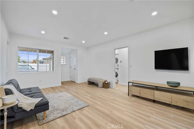 $774,998 | 13279 Pierce Street, Pacoima, CA 91331