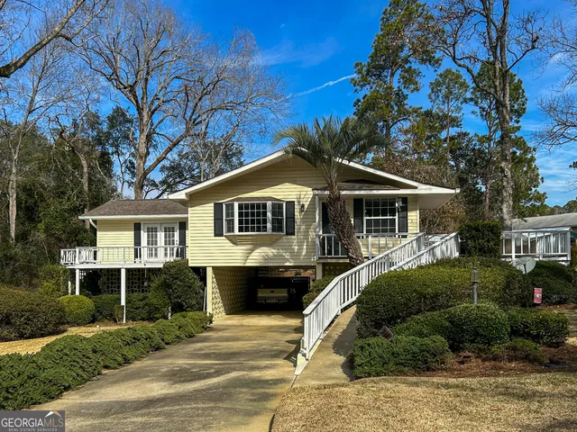 $279,900 | 223 North Lake Drive, Sylvania, GA 30467