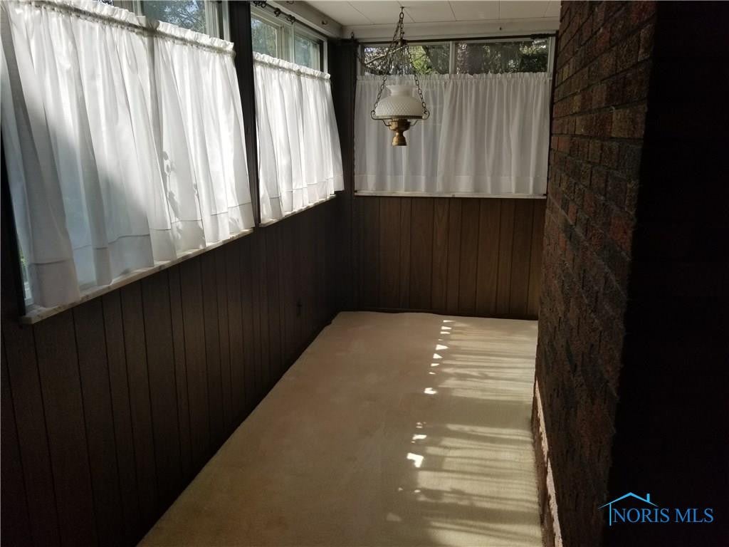 2313 Goddard Road Toledo, OH 43606 - Photo 4 of 27 Gallery Image 4