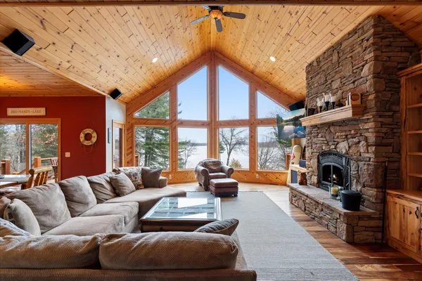 $1,385,000 | 49512 202nd Place, McGregor, MN 55760