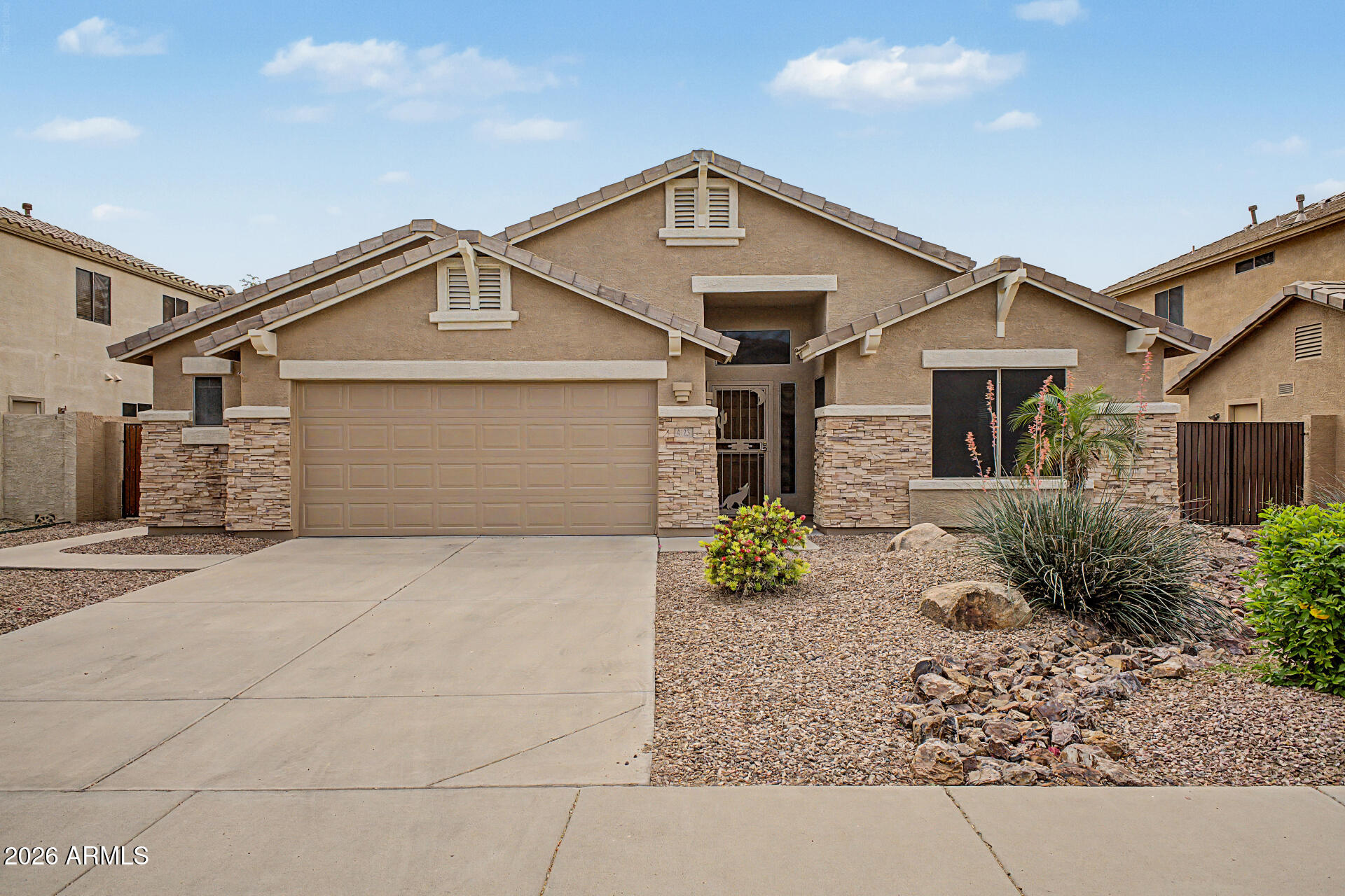 4123 West Alex Loop Phoenix, AZ 85083 - Photo 2 of 38 01-Alex