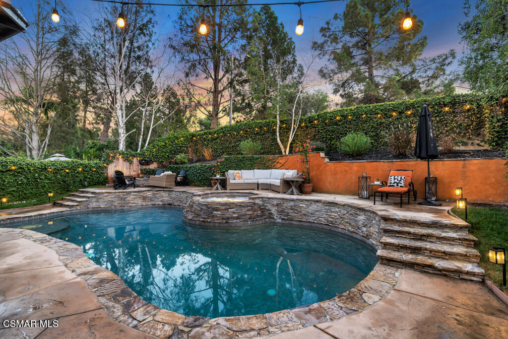 12208 Cherry Grove Street Moorpark, CA 93021 - Photo 68 of 85 12208 Cherry Grove St- HsHProd-1007