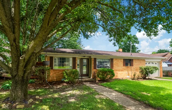 $190,000 | 15 West Joseph Street, Brazil, IN 47834