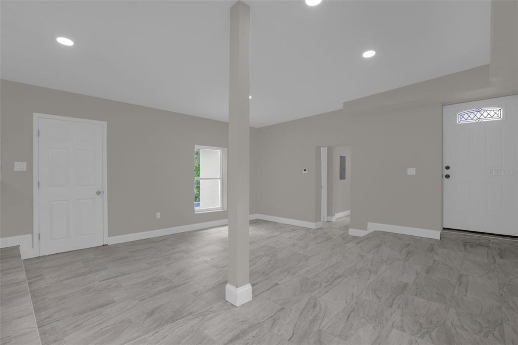 26716 Fishermans Road Paisley, FL 32767 - Photo 3 of 16 Gallery Image 3