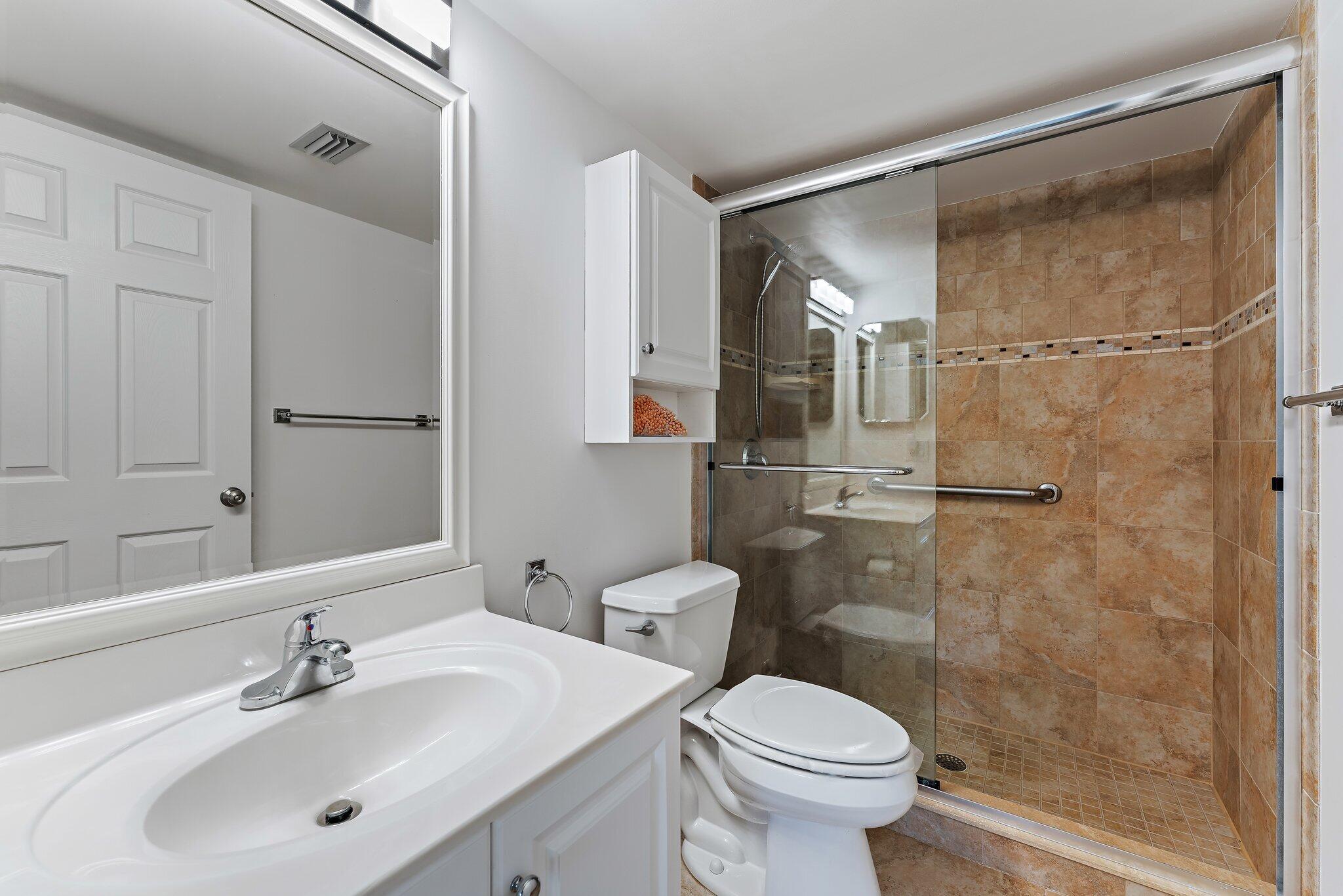 1605 Highway 1, Unit E201 Jupiter, FL 33477 - Photo 29 of 34 025-1605US1N-E201-Jupiter-SMALL