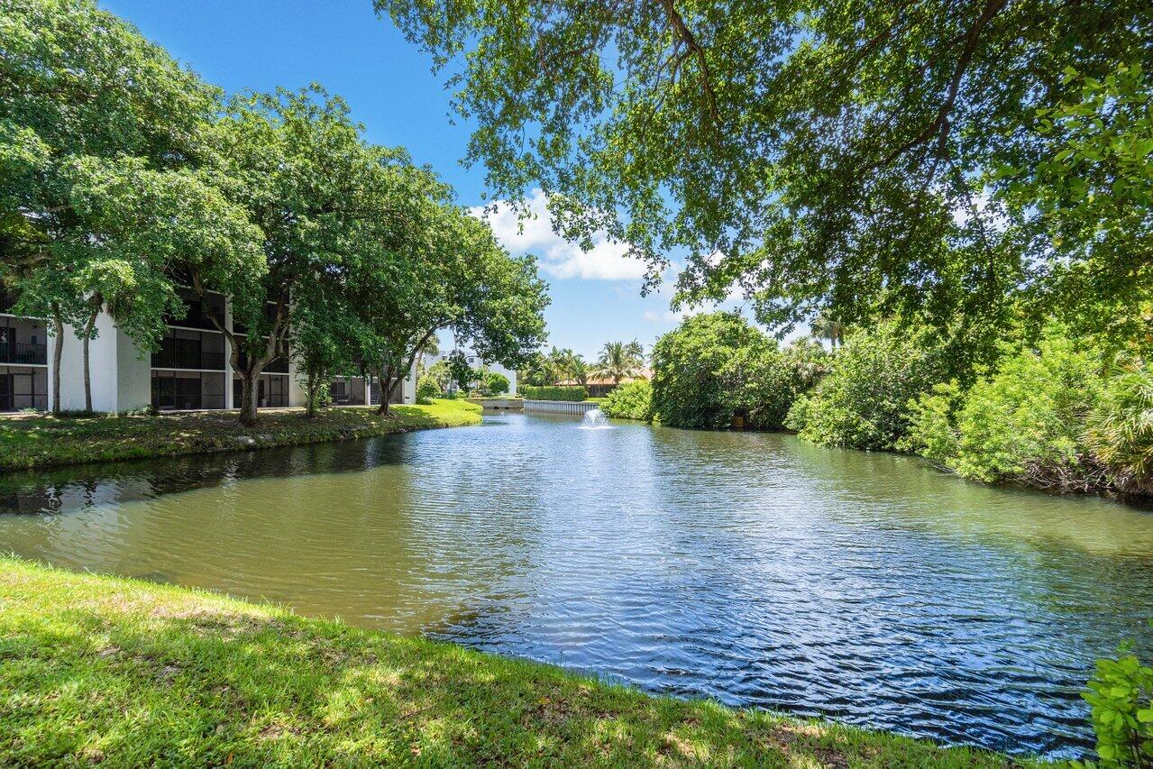 1605 Highway 1, Unit E201 Jupiter, FL 33477 - Photo 3 of 34 028-1605US1-Jupiter-FL-33477-SMALL