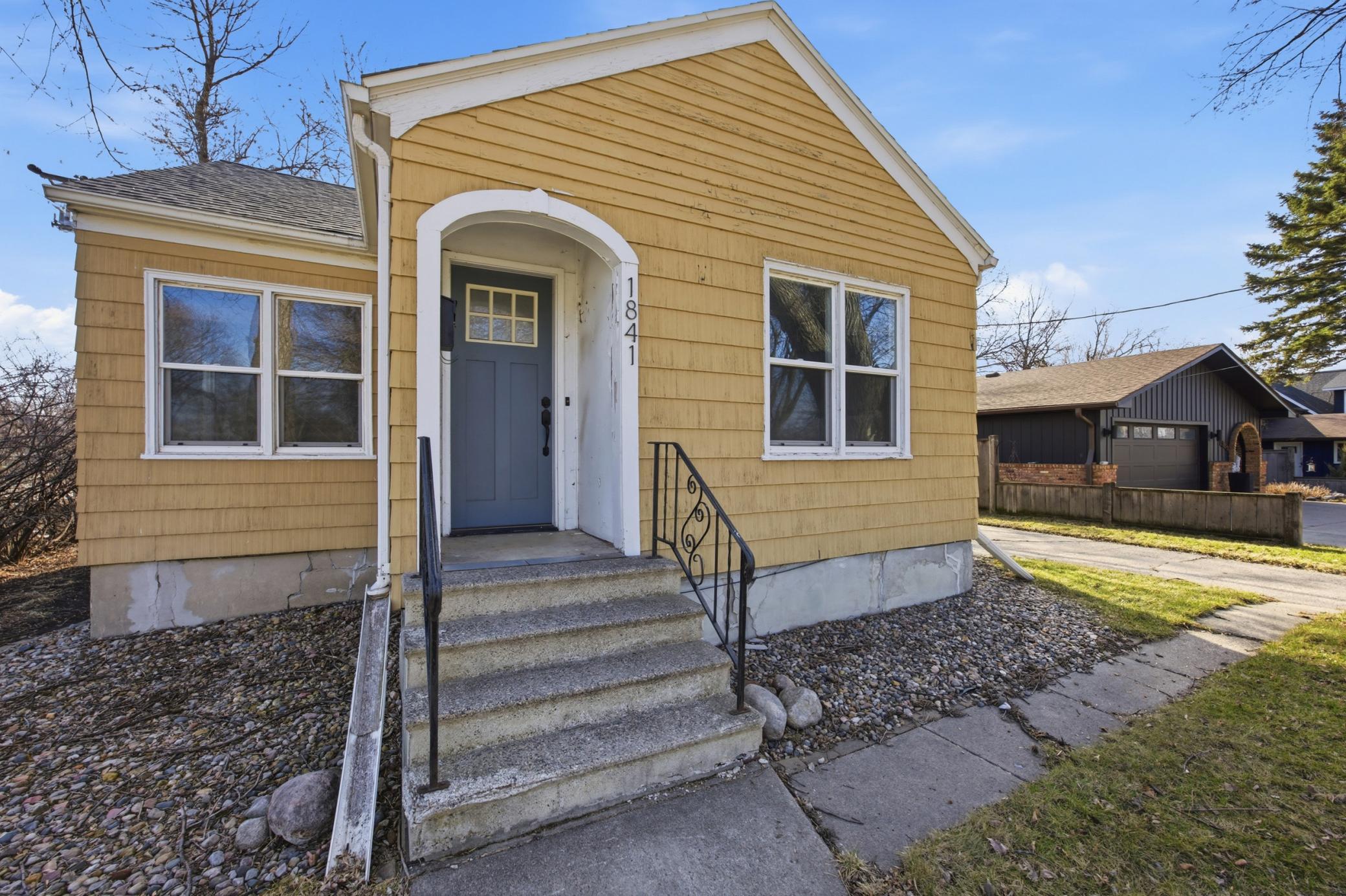 1841 3rd Street North Fargo, ND 58102 - Photo 3 of 26