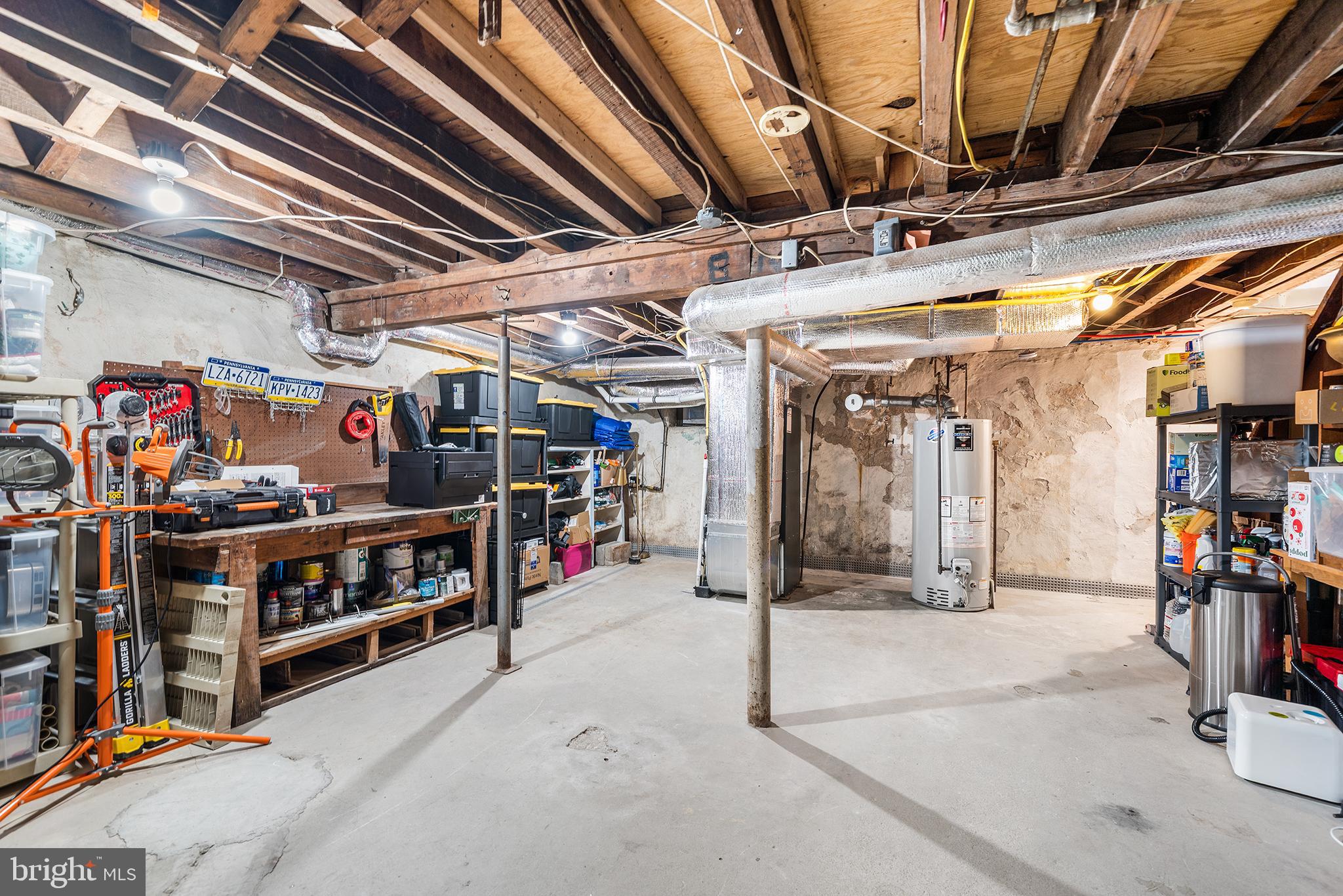 411 Sugartown Road Wayne, PA 19087 - Photo 25 of 34