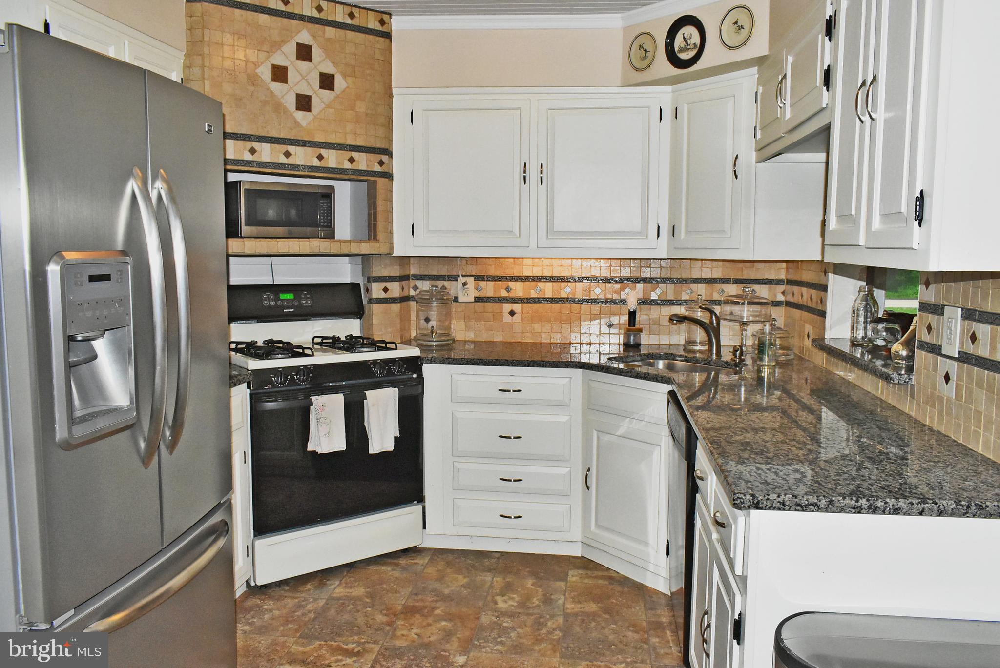 341 Tansboro Road Berlin, NJ 08009 - Photo 6 of 42 Gallery Image 6
