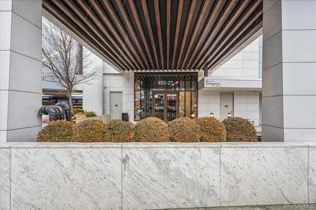 $898,000 | 133-36 37th Avenue, Unit 5E | Downtown Flushing