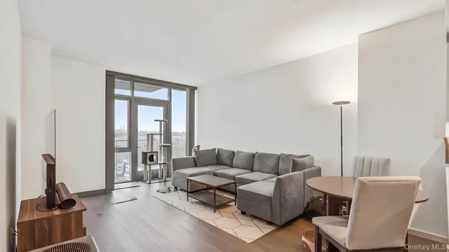 $898,000 | 133-36 37th Avenue, Unit 5E | Downtown Flushing