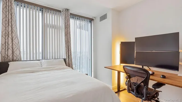 $898,000 | 133-36 37th Avenue, Unit 5E | Downtown Flushing