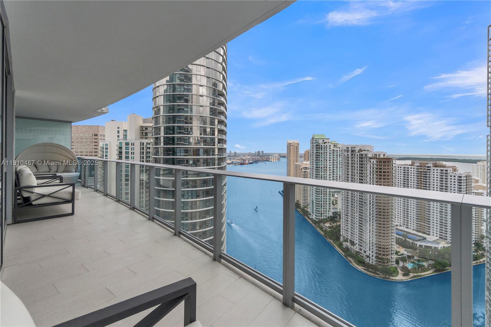 200 Biscayne Blvd Way, Unit 3907 Miami, FL 33131 - Photo 32 of 46 a view of roof with city view