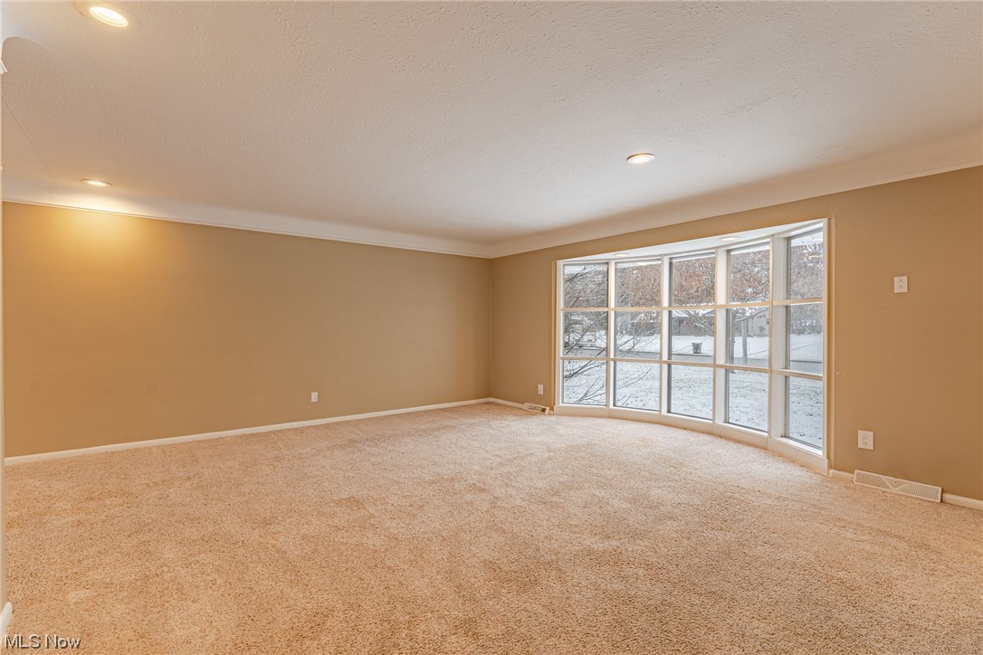 1950 Brainard Road Lyndhurst, OH 44124 - Photo 6 of 30 Gallery Image 6