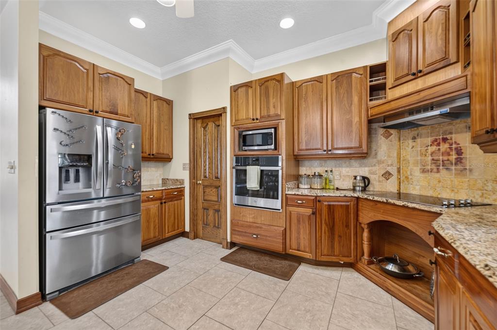 4657 Hickory Tree Road St. Cloud, FL 34772 - Photo 13 of 71 Gallery Image 13