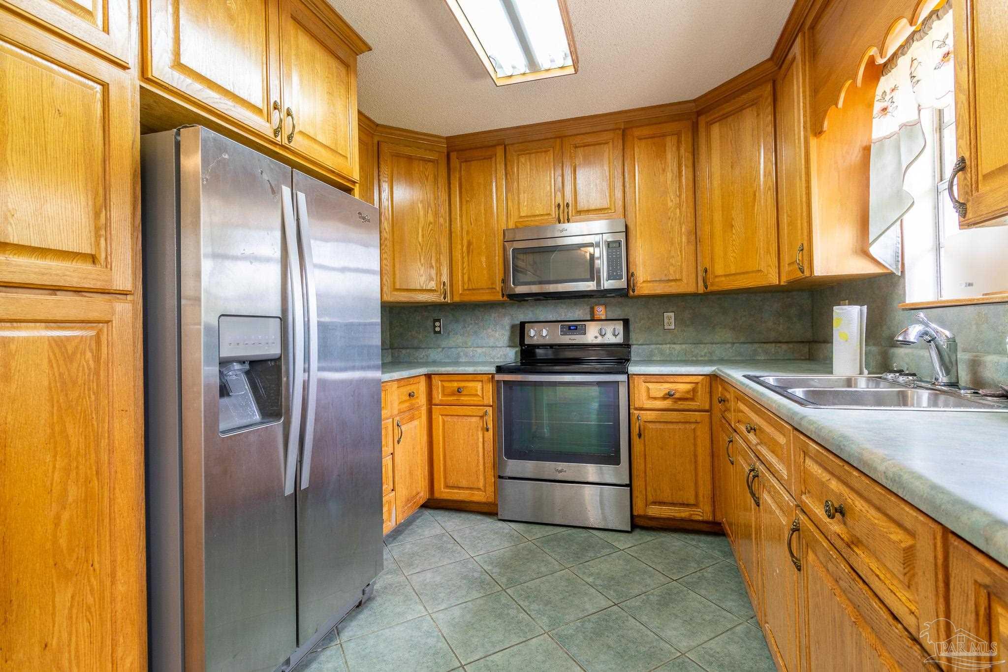 1760 Handy Road Cantonment, FL 32533 - Photo 11 of 35