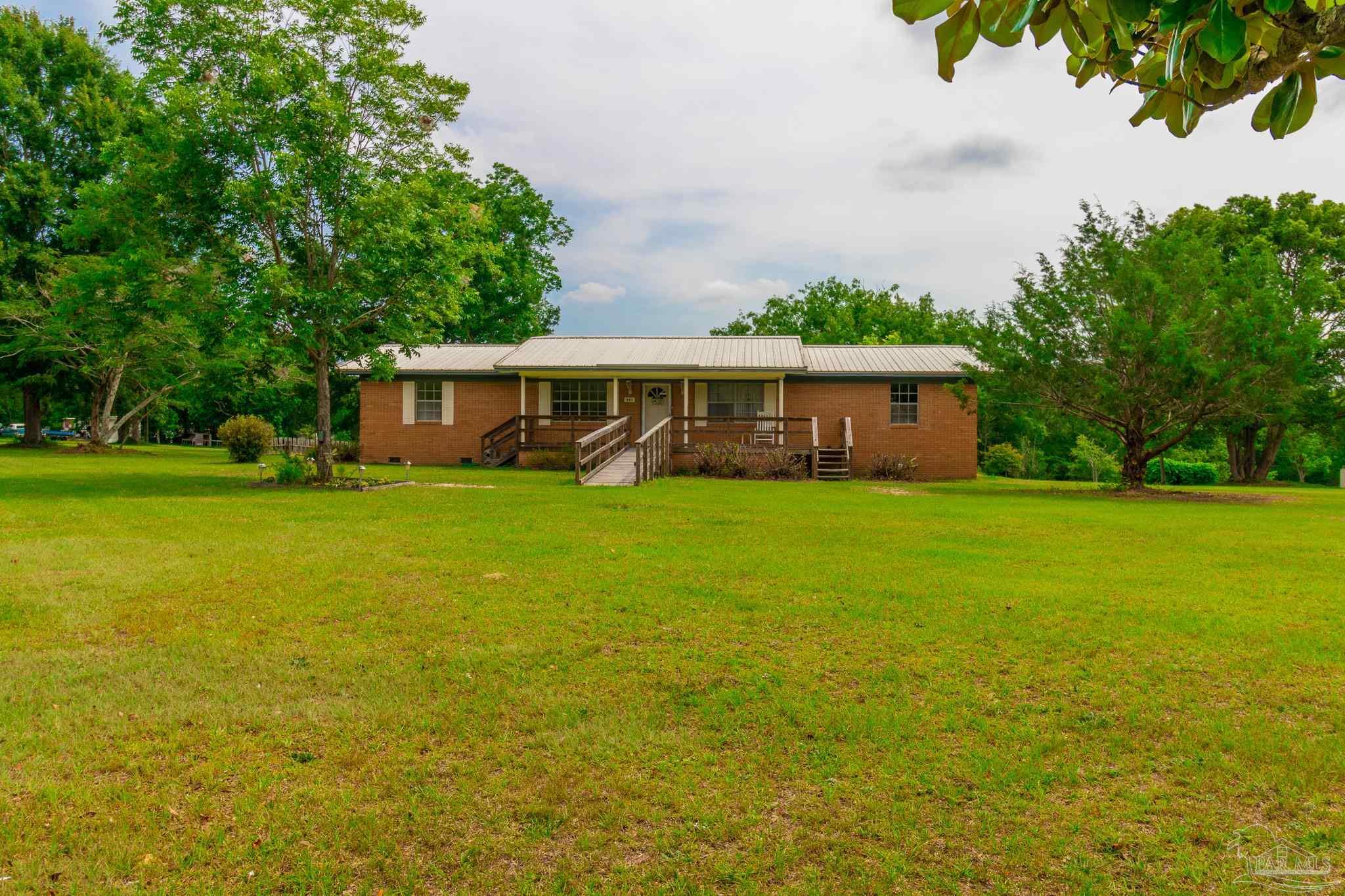 1760 Handy Road Cantonment, FL 32533 - Photo 2 of 35