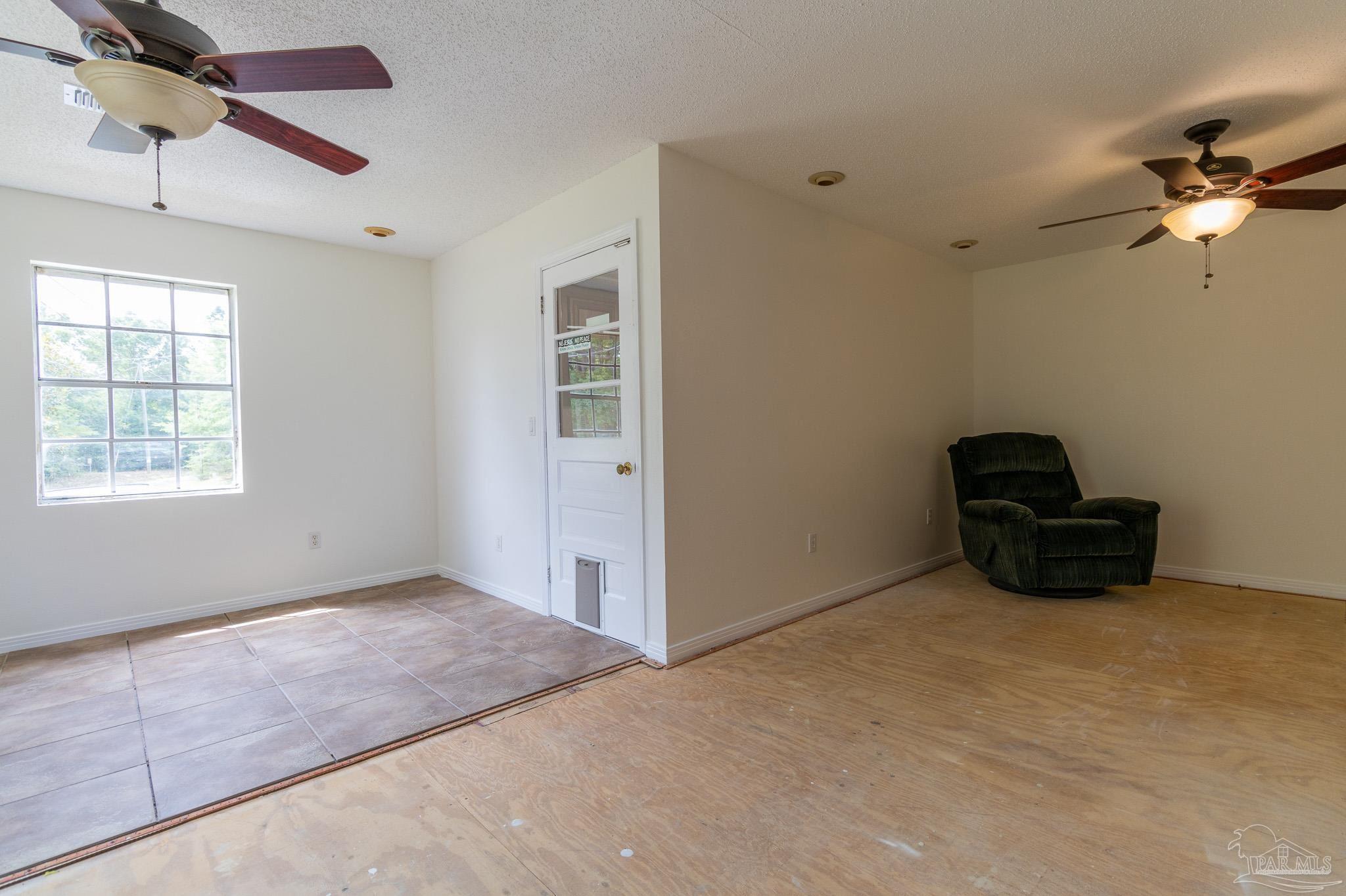 1760 Handy Road Cantonment, FL 32533 - Photo 4 of 35