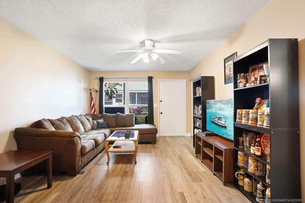 2111 Southeast Wayne Road, Unit 1111 Stuart, FL 34994 - Photo 8 of 26 Gallery Image 8
