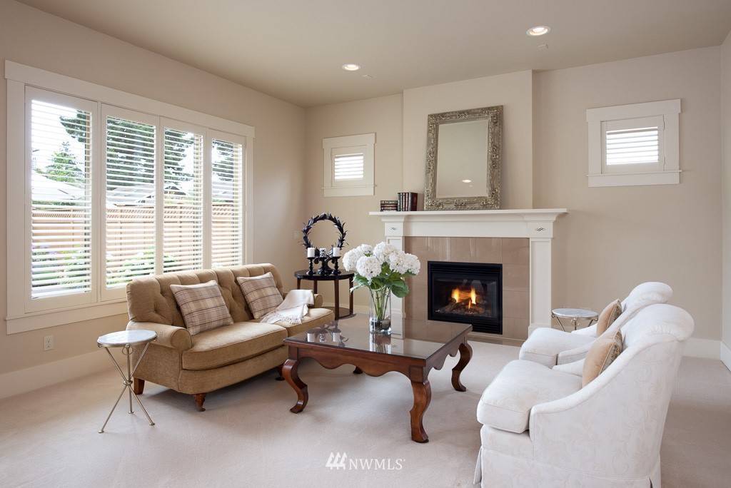 1209 North 36th Street Renton, WA 98056 - Photo 6 of 25